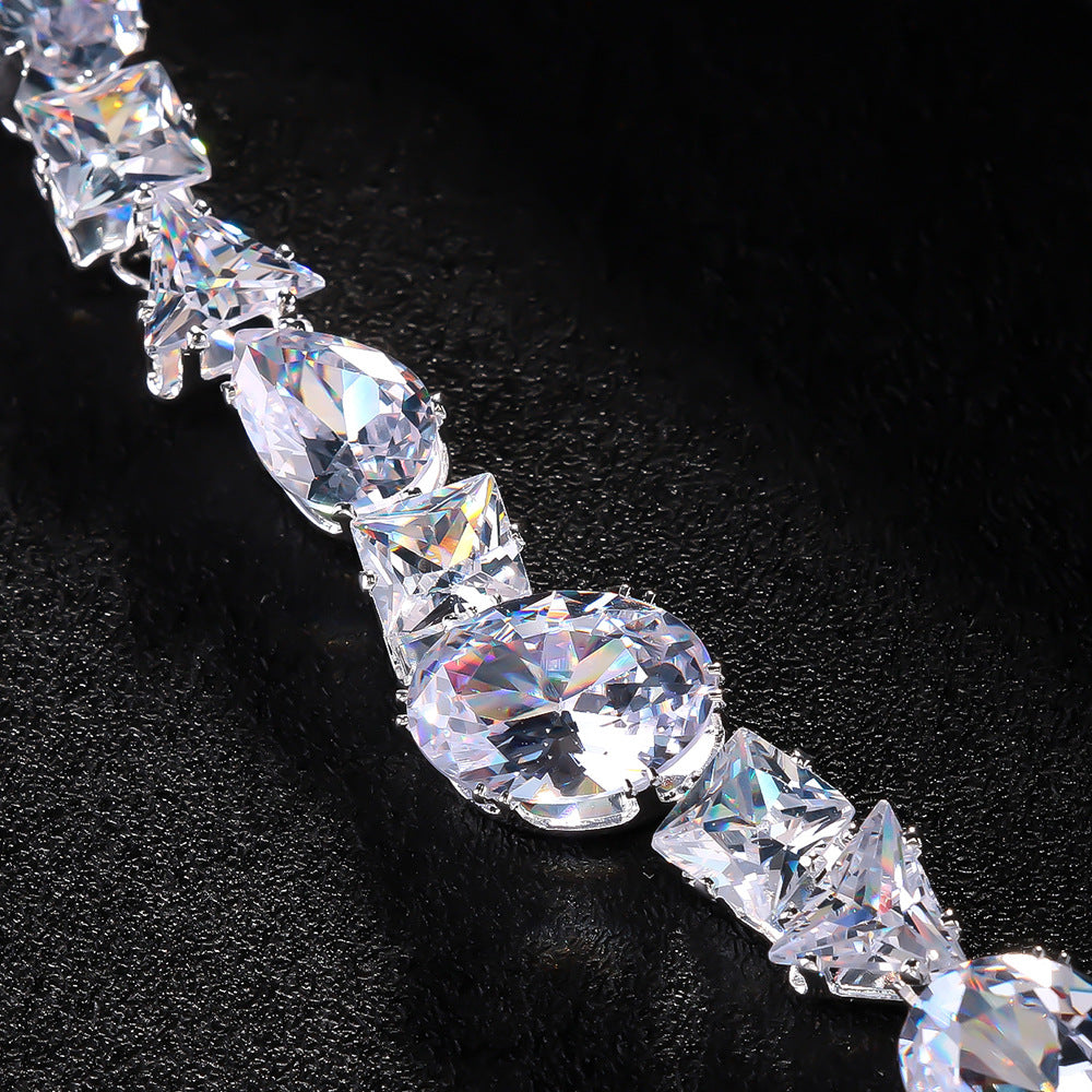 Elegant Crystal Jewelry Set - Necklace & Earrings